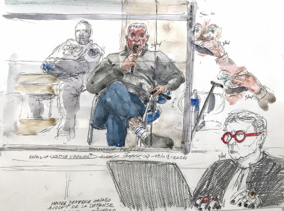 Desenho mostra testemunho de Dominique Pélicot durante julgamento na França — Foto: Benoit Peyrucq/AFP