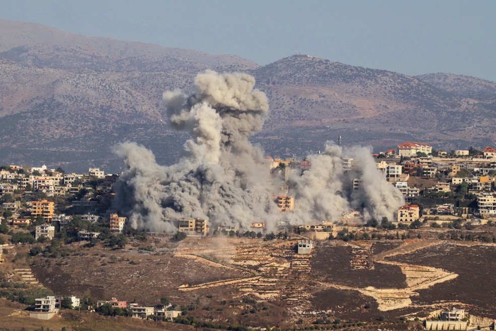 Bombardeio de Israel no Líbano, no início de outubro de 2024 — Foto: AFP