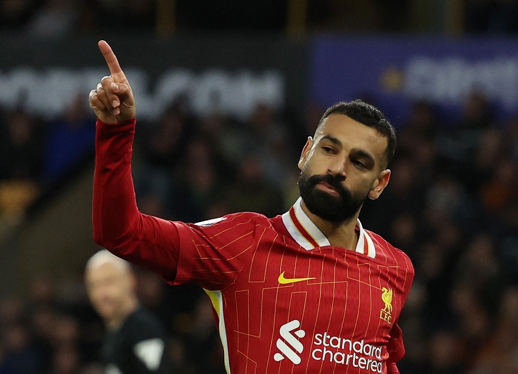 Mohamed Salah em partida pelo Liverpool. — Foto: Reuters
