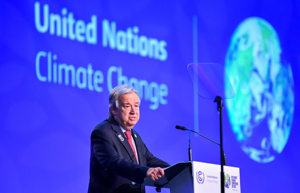 O secretário-geral da ONU, Antonio Guterres, fala na Conferência das Nações Unidas sobre mudanças climáticas (COP26) em Glasgow, na Escócia, em 11 de novembro de 2021 — Foto: Dylan Martinez/Reuters