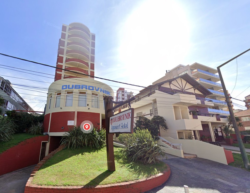 Hotel de dez andares desaba na Argentina em 29 de outubro de 2024. — Foto: Reprodução/Google Maps