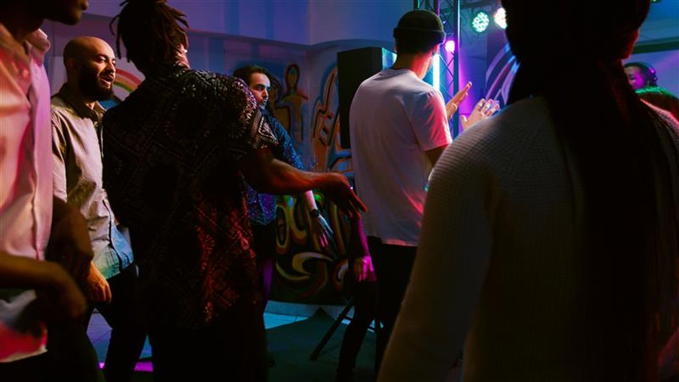 Especialistas dão dicas de como se comportar na festa da firma — Foto: Freepik/ Reprodução