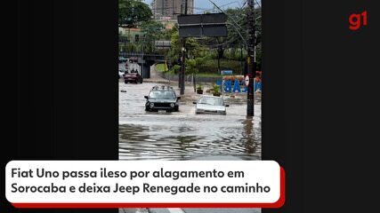 Fiat Uno passa ileso por alagamento em Sorocaba e deixa Jeep Renegade no caminho