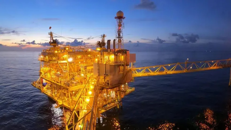 É previsto um salto de 30% de produção de petróleo na América do Sul entre 2024 e 2030, superando em ritmo de expansão o Oriente Médio e os Estados Unidos — Foto: Getty Images via BBC