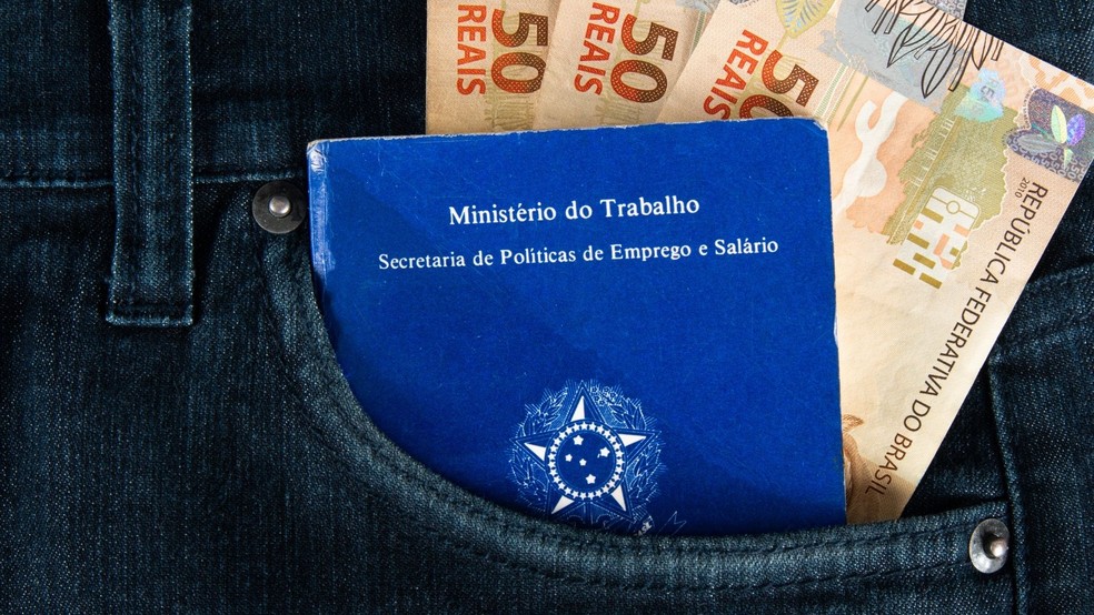 O consignado CLT é o mais vantajoso do mercado financeiro atual — Foto: Pegatroco/Divulgação