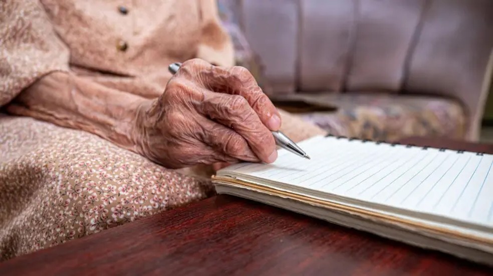 A tendência, de acordo com escritórios de advocacia, é que a procura por testamentos aumente nos próximos anos, com a discussão do novo Código Civil. — Foto: Getty Images via BBC