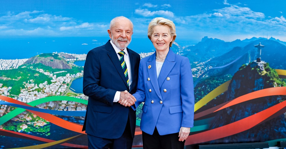 Lula e a presidente da Comissão Europeia, Ursula von der Leyen, durante o G20 no Rio — Foto: Presidência da República via Reuters