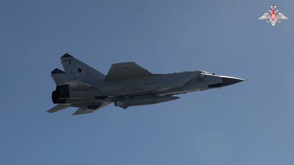 Caça russo MIG-31 durante exercício militar em junho de 2024. — Foto: Ministério da Defesa russo via Reuters
