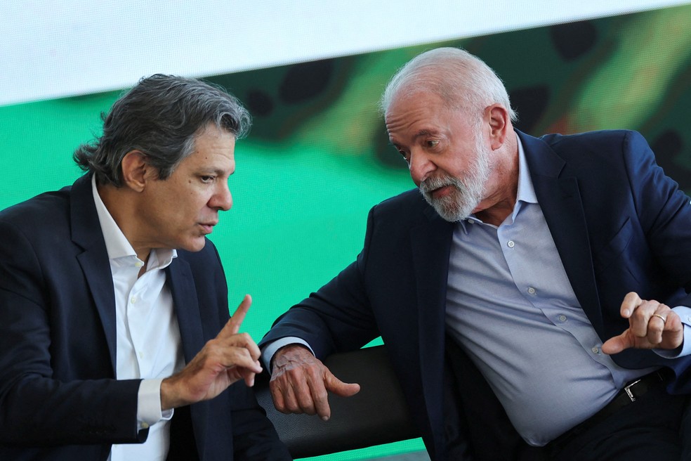 Lula e Haddad durante lançamento do Plano Safra no Planalto, em 1º de julho de 2025 — Foto: Reuters/Adriano Machado