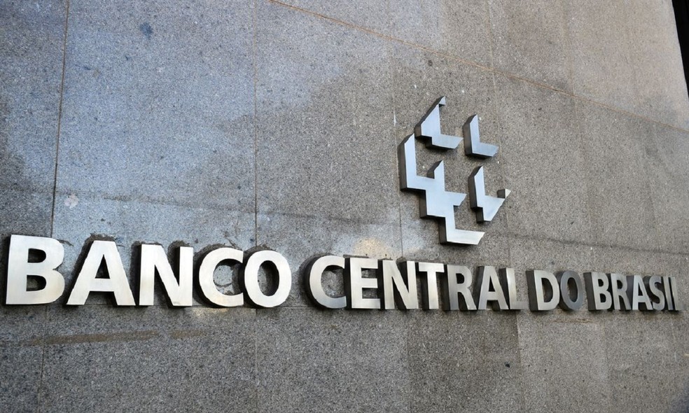 Banco Central do Brasil (BC) estima que brasileiros gastam cerca R$ 20 bilhões por mês em apostas online. — Foto: Marcello Casal/Agência Brasil