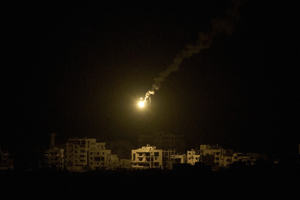 Ataque de Israel contra Gaza em 15 de setembro de 2025 — Foto: AP Photo/Leo Correa