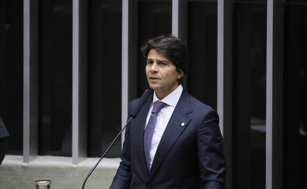 O coordenador do GT da reforma administrativa, deputado Pedro Paulo, em sessão de debates na Câmara. — Foto: Kayo Magalhães/Agência Câmara