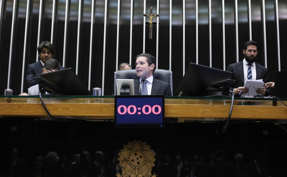 O presidente da Câmara, deputado Hugo Motta, em sessão de debates sobre a reforma administrativa. — Foto: Kayo Magalhães/Agência Câmara