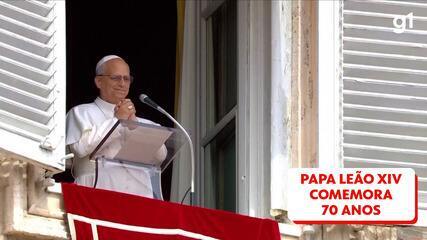 Papa Leão XIV comemora 70 anos e faz oração na Praça de São Pedro