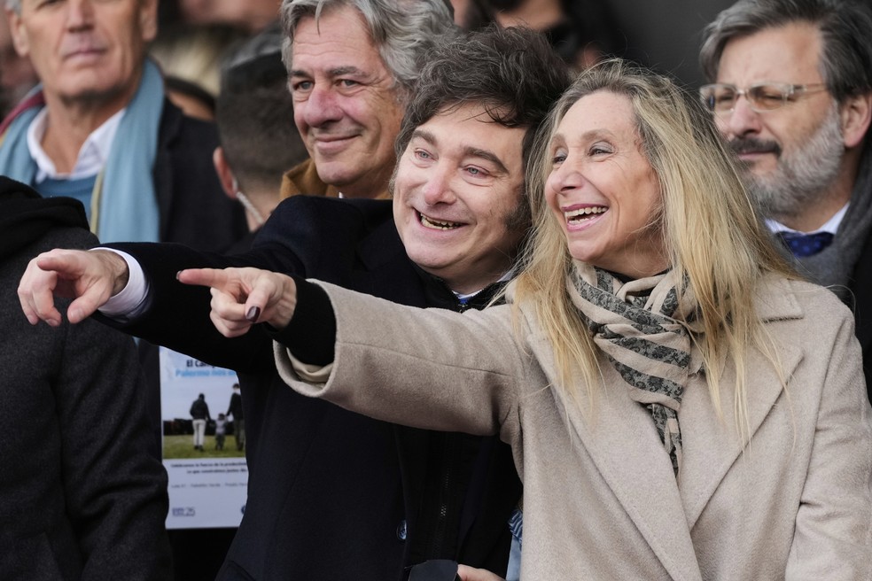 Presidente argentino, Javier Milei, e sua irmã Karina Milei. — Foto: Gustavo Garello/ AP Photo