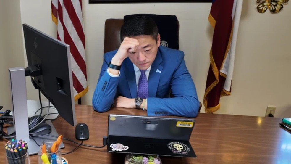 O representante do Texas, Gene Wu, liderou a luta contra o projeto de lei. — Foto: BBC