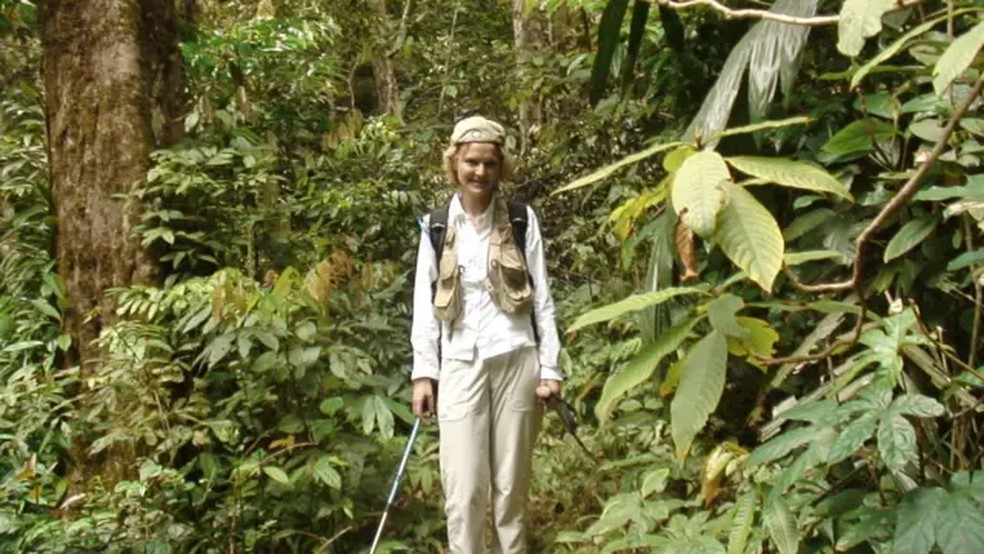 Annette diz que depois do acidente, a selva se tornou seu porto seguro — Foto: Arquivo pessoal via BBC