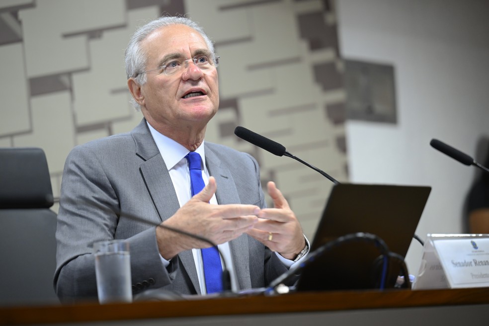 O senador Renan Calheiros (MDB-AL) será o relator do projeto que amplia a isenção do IR no Senado — Foto: Andressa Anholete/Agência Senado
