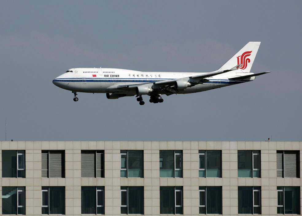 foto de arquivo mostra Boeing 747 da companhia Air China — Foto: Petar Kujundzic/File Photo/Reuters