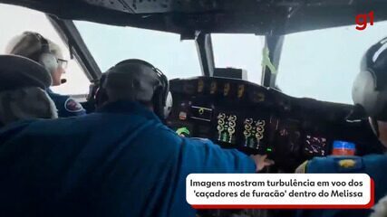 Imagens mostram turbulência em voo dos 'caçadores de furacão' dentro do Melissa
