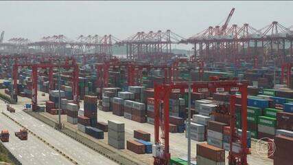 O presidente dos Estados Unidos Donald Trump ameaçou a China com 100% de tarifas sobre seus produtos