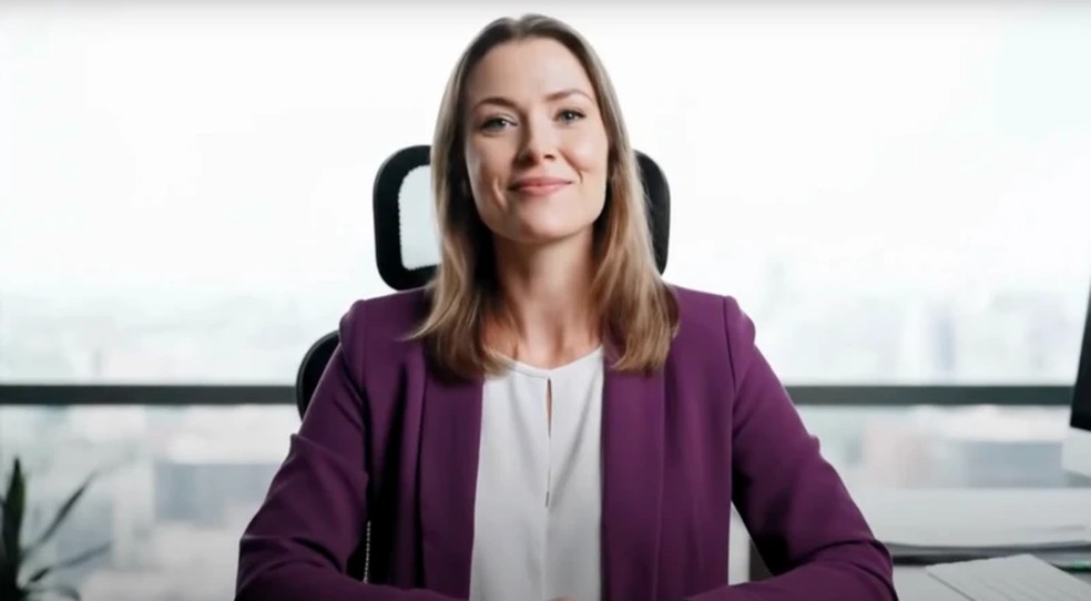 Avatar da plataforma SophIA, feito por empresa com inteligência artificial, dá as boas vindas ao candidato em um processo seletivo — Foto: Starmind/Reprodução