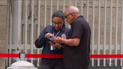 Cidadãos brasileiros que pretendem fazer turismo nos EUA têm enfrentado obstáculos para conseguir o visto