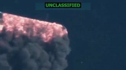 EUA bombardeiam mais um barco no Pacífico
