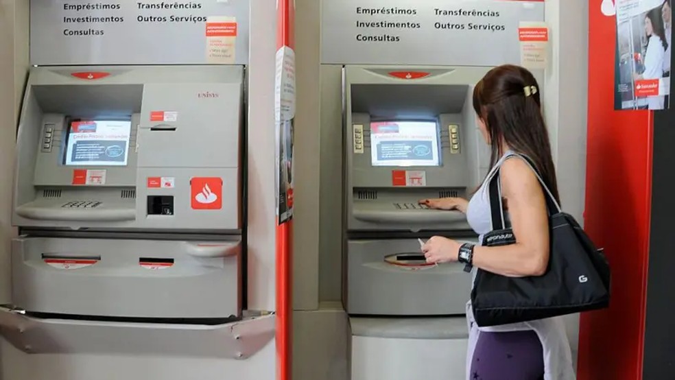 Bancos tradicionais reclamam de pagar imposto maior que fintechs — Foto: Getty Images