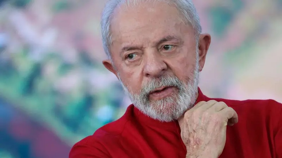 Lula discutirá com equipe novas medidas para tentar aumentar arrecadação — Foto: Reuters via BBC