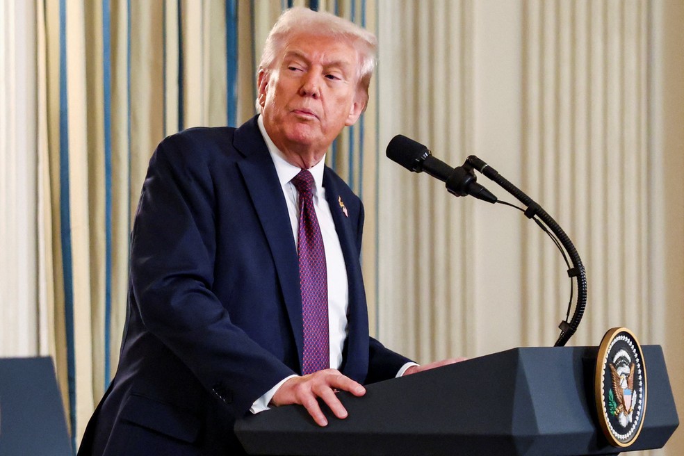 Trump durante encontro com Netanyahu na Casa Branca — Foto: Kevin Lamarque/Reuters