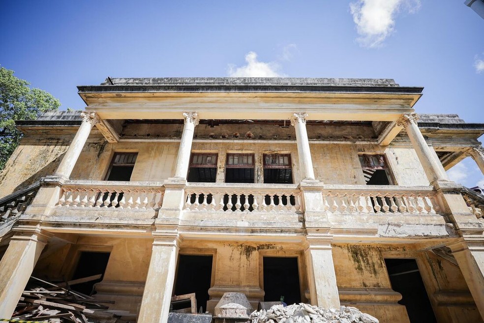 Fachada do Casarão de Recife (PE), imóvel particular que foi incorporado ao patrimônio público — Foto: Edson Holanda/Prefeitura do Recife