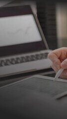 Black Friday: madrugada é período mais visado por golpistas, diz Serasa