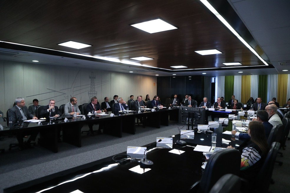 Reunião do Conselho Nacional de Política Energética nesta terça-feira (4), em Brasília — Foto: Bruno Spada/MME