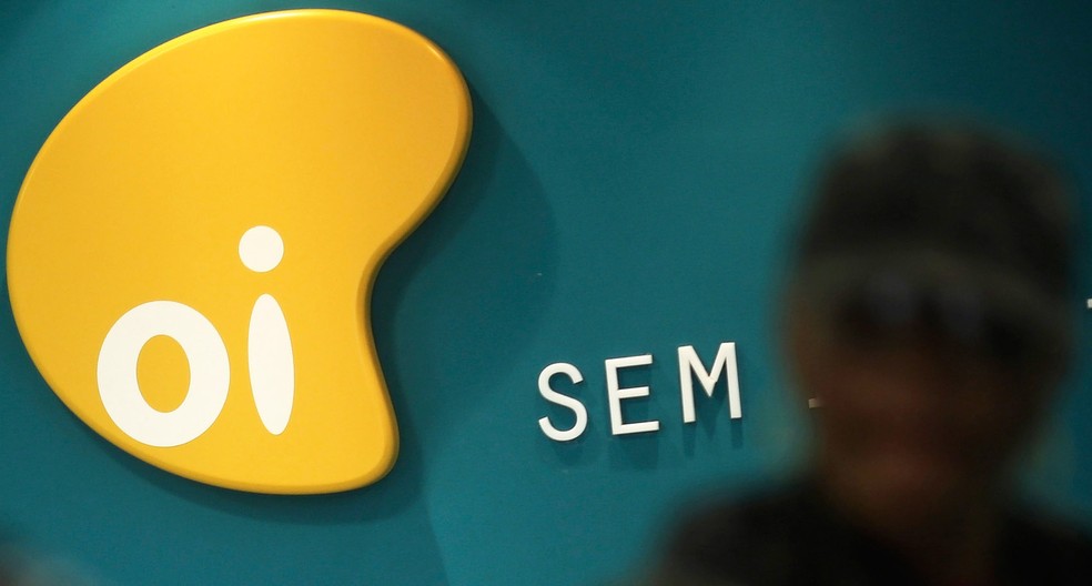 A logo da empresa de telecomunicações Oi é vista em um shopping de São Paulo em outubro de 2013 — Foto: Nacho Doce/Reuters/Arquivo