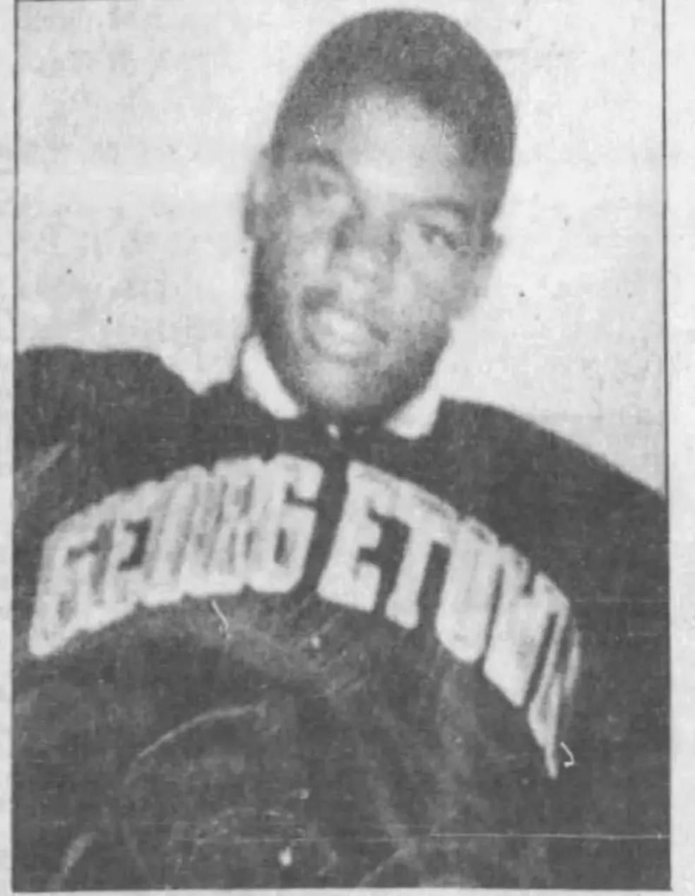 DeWitt Duckett foi assassinado por causa de uma jaqueta de Georgetown. — Foto: Ron Bishop