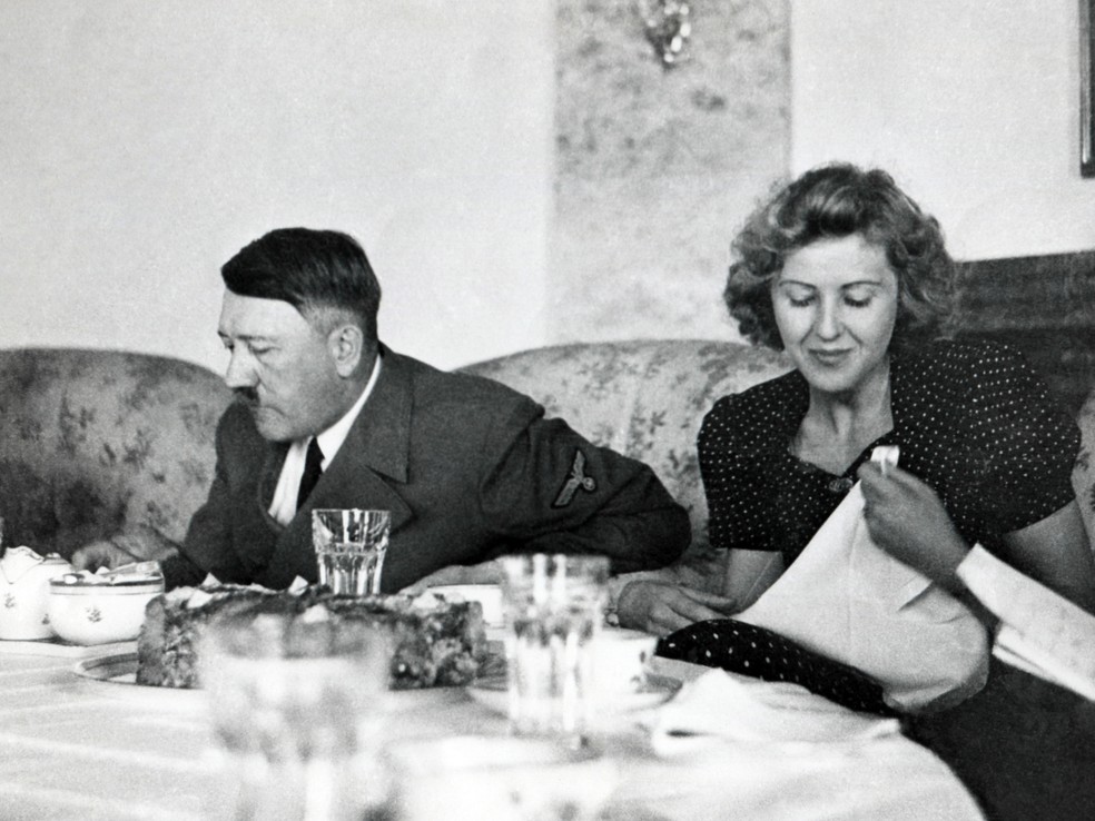 Hitler com a companheira Eva Braun — Foto: Canva