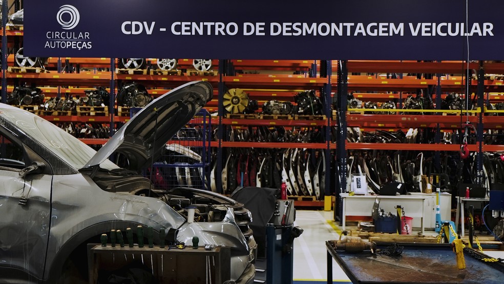 Centro de desmanche da Fiat tem capacidade para desmontar até 8 mil carros por ano — Foto: Rafael Peixoto | g1