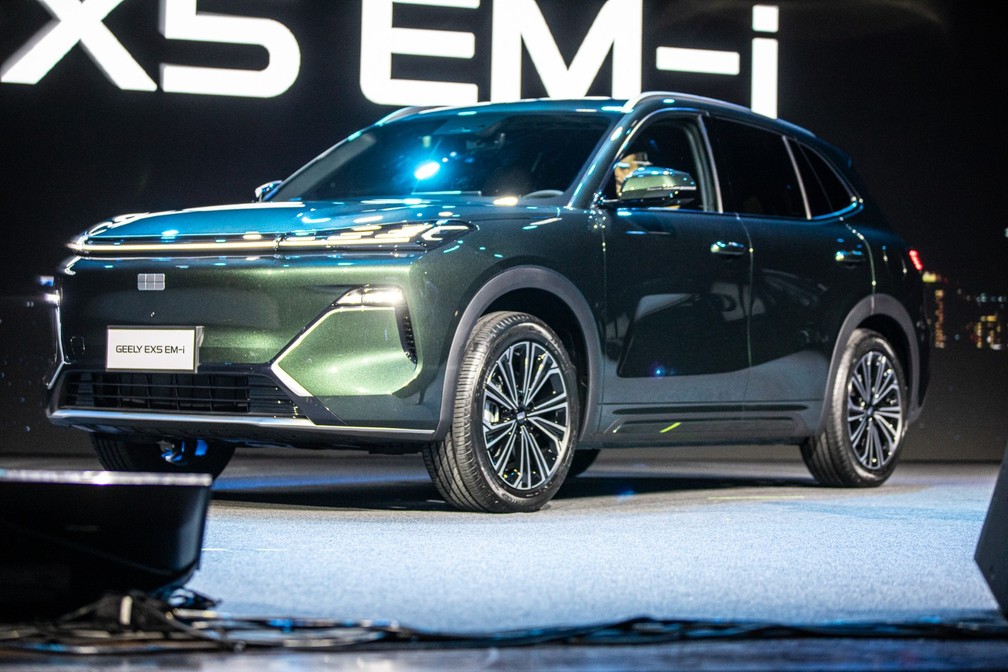 Geely EX5 EM-i será a versão híbrida do EX5 já comercializado no Brasil e chega importado no primeiro semestre do ano que vem — Foto: Fábio Tito/g1