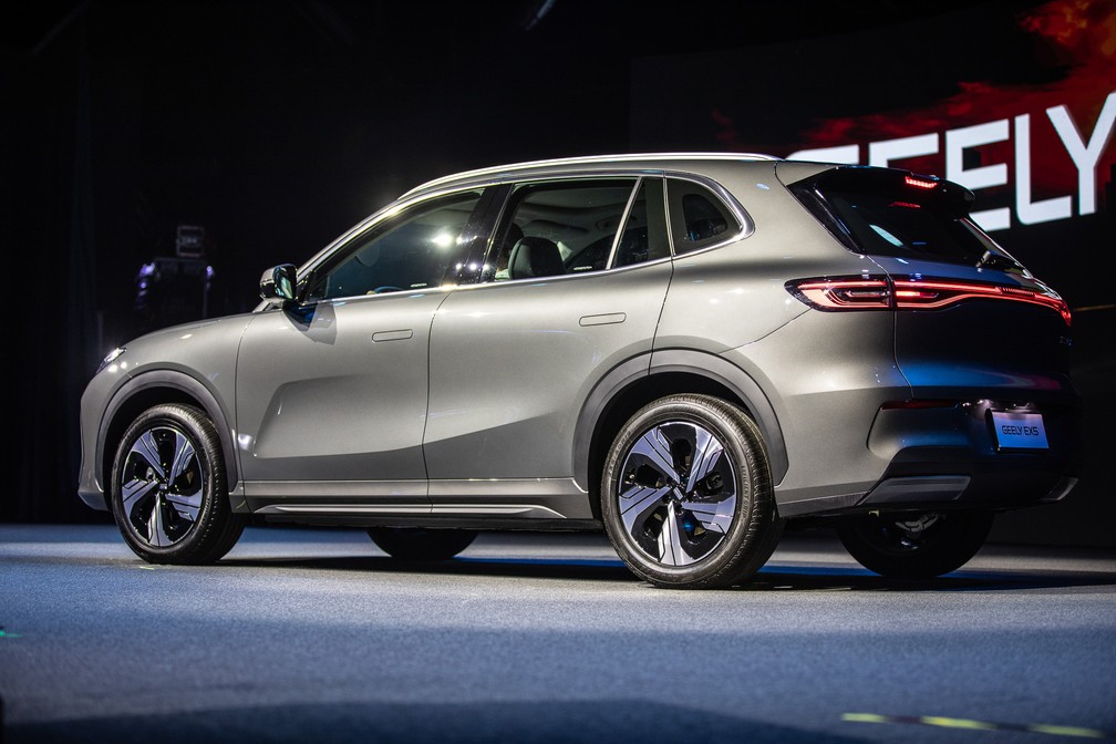 Geely EX5 tem duas versões à venda no Brasil — Foto: Fábio Tito/g1