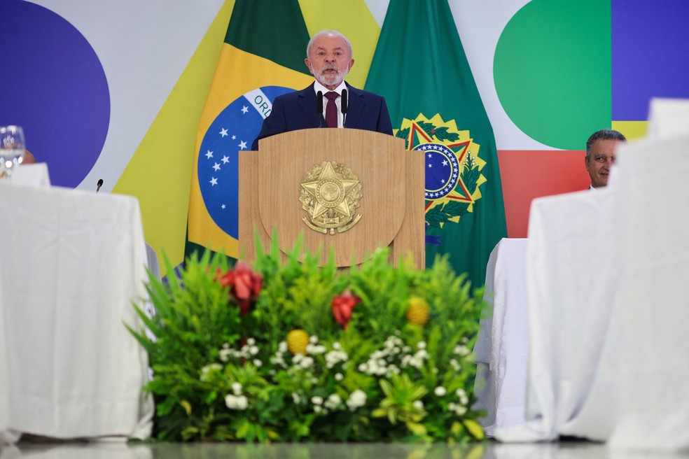 Lula conversa com jornalistas no Palácio do Planalto — Foto: Adriano Machado/Reuters
