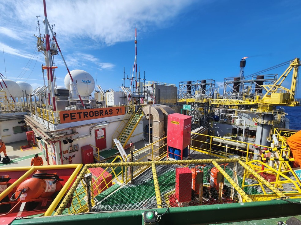 Plataforma da Petrobras no Rio de Janeiro (P71) — Foto: Raoni Alves / g1 Rio