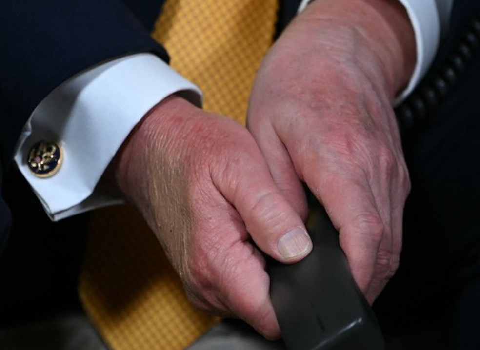 Trump em evento natalino na Casa Branca no dia 24 de dezembro — Foto: TASOS KATOPODIS / GETTY IMAGES NORTH AMERICA / Getty Images via AFP