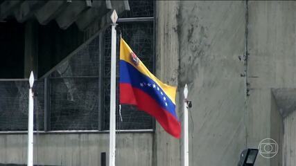 Trump tem reunião de gabinete em meio à tensão entre EUA e Venezuela