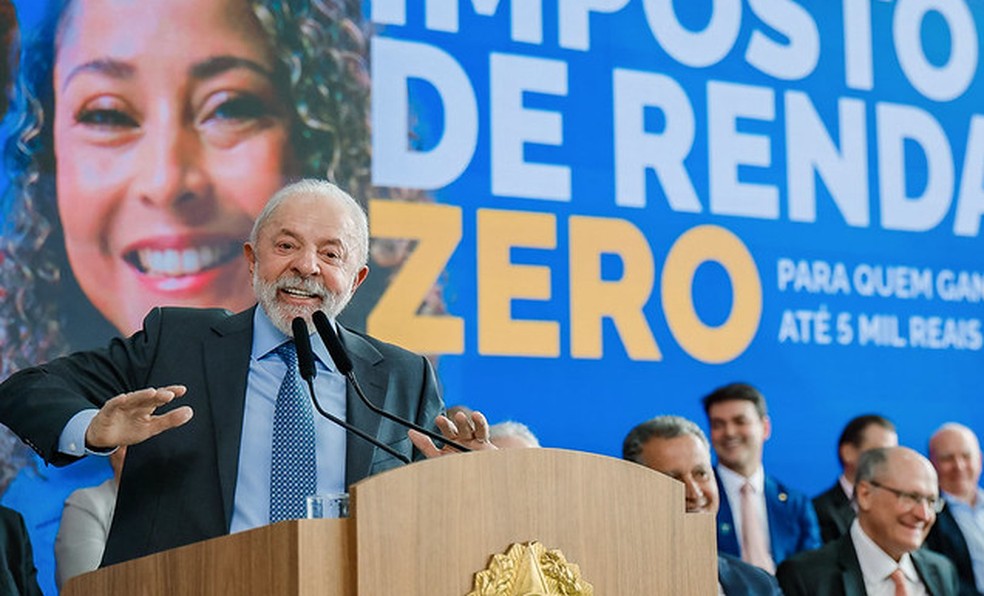 Lula durante sanção da nova faixa de isenção do imposto de renda — Foto: Ricardo Stuckert/PR