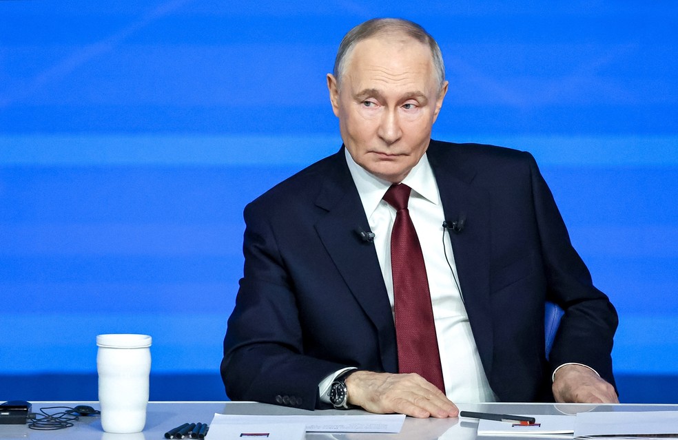 O presidente da Rússia, Vladimir Putin, durante conferência anual em 19 de dezembro de 2025 — Foto: Sputnik/Alexander Kazakov/Pool via REUTERS