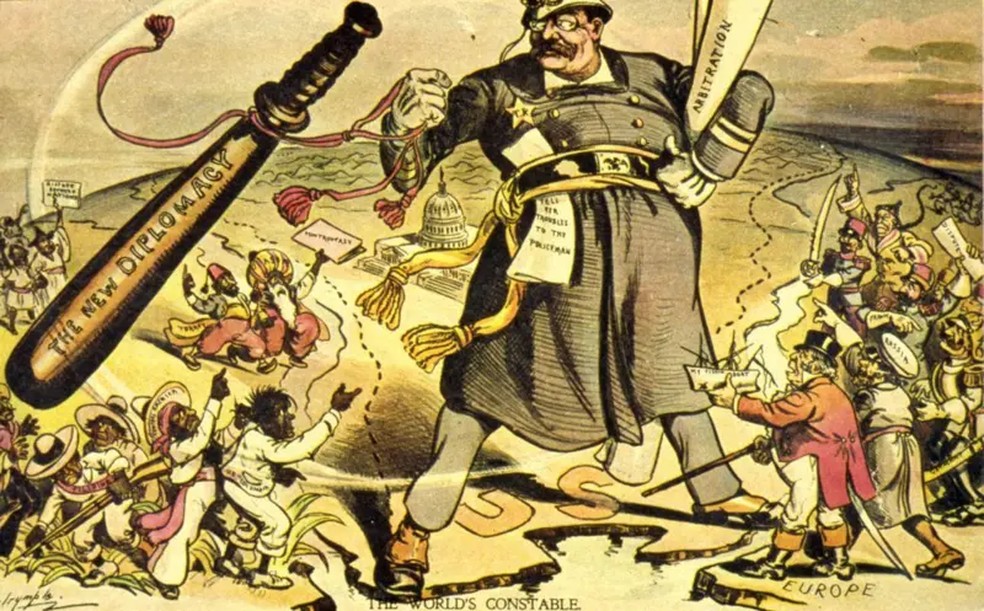 Theodore Roosevelt dizia sobre diplomacia: "Fale com suavidade e tenha à mão um grande porrete, assim você irá longe". — Foto: Getty Images via BBC