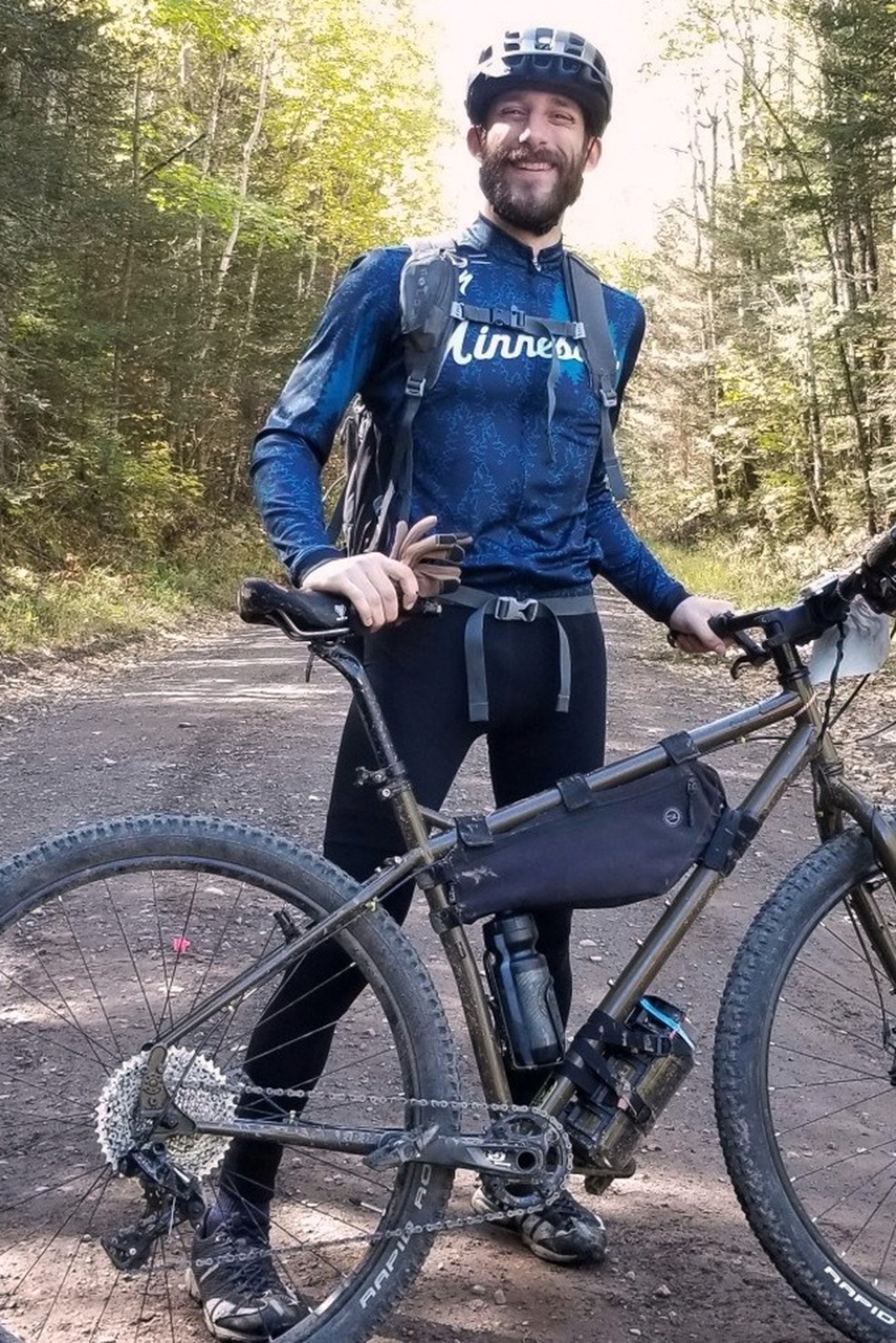 Familiares de Alex Pretti dizem que ele era um homem apaixonado pela natureza e preocupado com as pessoas. — Foto: Arquivo Pessoal via AP