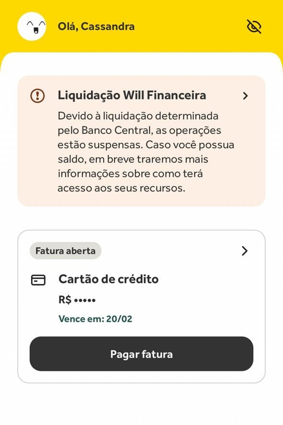 Cassandra Mendes, de 29 anos, afirma que tem dinheiro disponível na conta, mas não consegue usá-lo — Foto: Reprodução