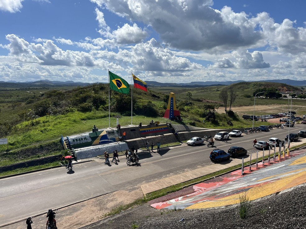 Fronteira do Brasil com a Venezuela — Foto: Caíque Rodrigues/g1 RR